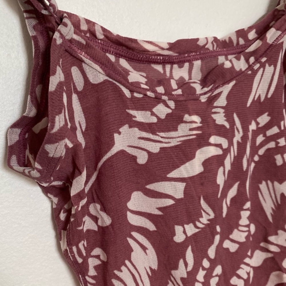 Skims Summer Mesh Raspberry Swirl Bodysuit - Picture 10 of 12